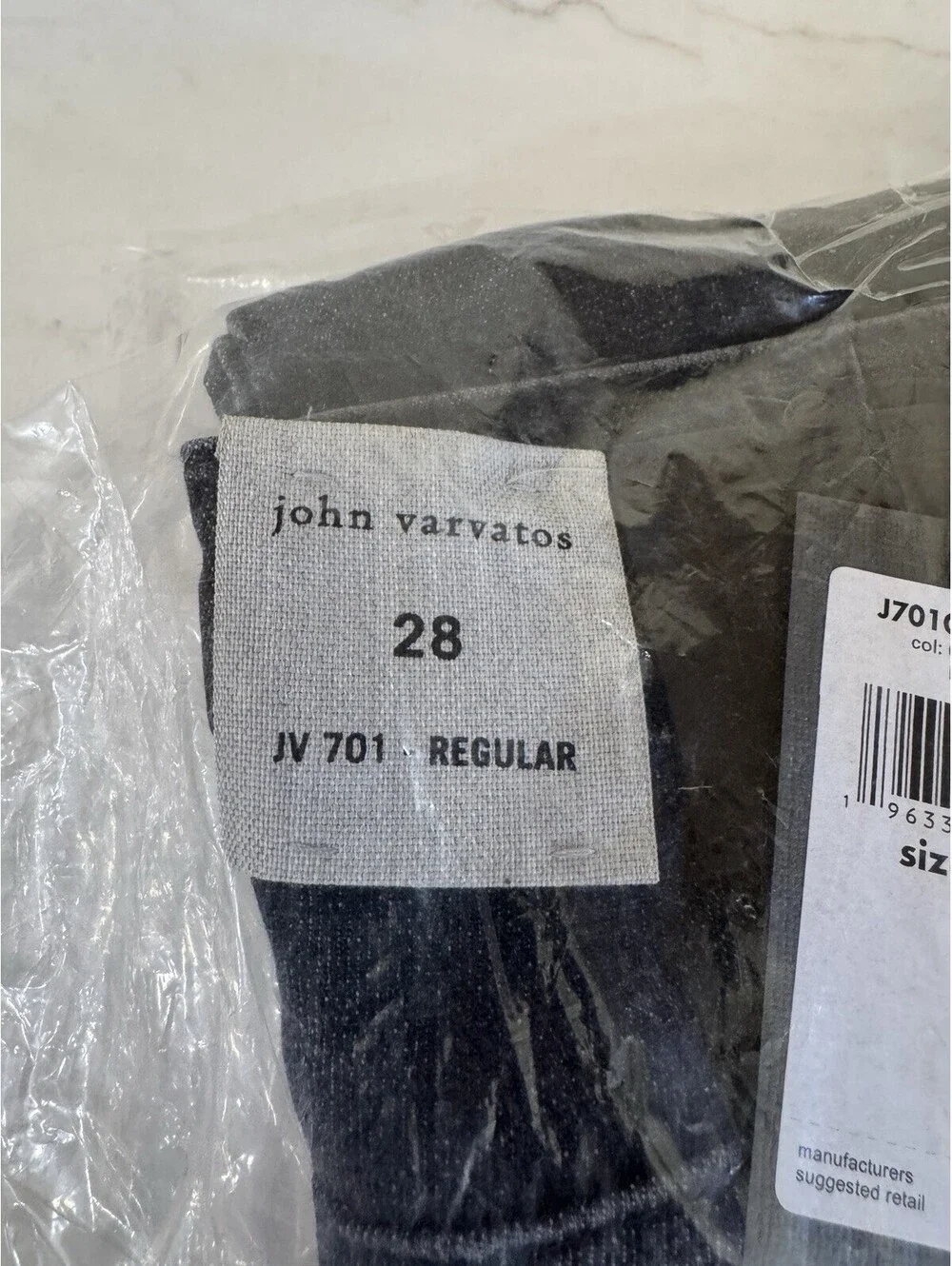John Varvatos Jeans  Black J701 Regular Fit Men's Denim Straight Leg NWT Size 28